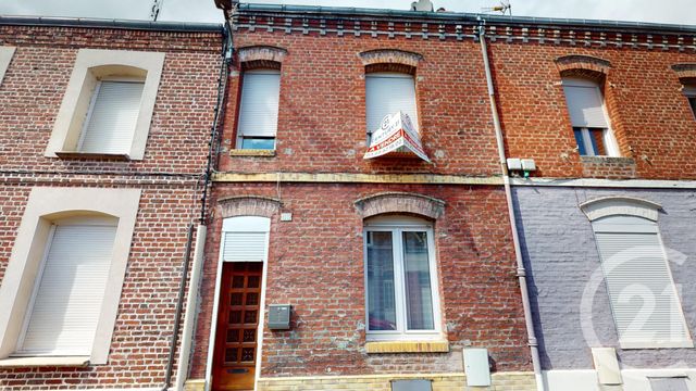 Maison à vendre - 4 pièces - 75,21 m2 - St Quentin - 02 - PICARDIE