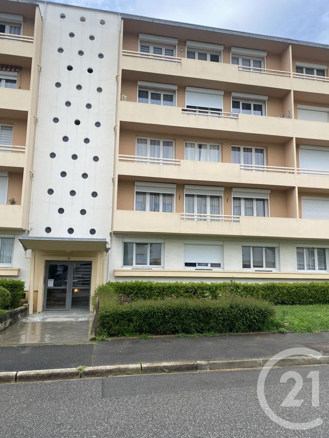 Appartement F5 à vendre - 4 pièces - 64,90 m2 - St Quentin - 02 - PICARDIE
