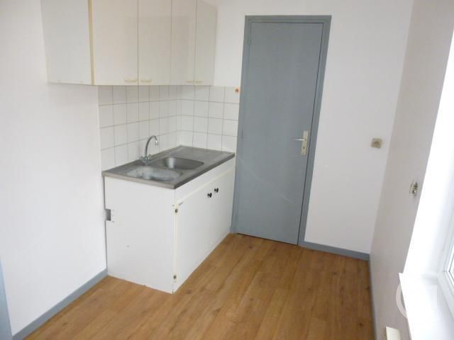 Afficher la photo en grand Appartement F3 à louer - 4 pièces - 51 m2 - PERONNE - 80 - PICARDIE