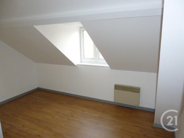 Afficher la photo en grand Appartement F3 à louer - 4 pièces - 51 m2 - PERONNE - 80 - PICARDIE
