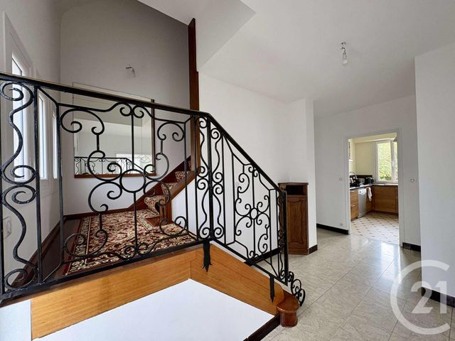 Afficher la photo en grand Maison à vendre - 7 pièces - 143 m2 - Albert - 80 - PICARDIE