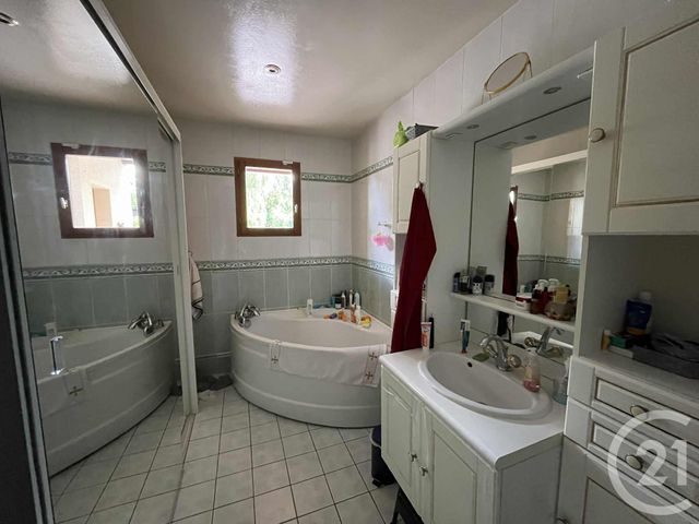 Afficher la photo en grand Maison à vendre - 6 pièces - 140 m2 - Treux - 80 - PICARDIE