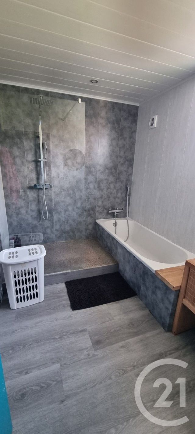 Maison à vendre - 9 pièces - 197 m2 - Maurepas - 80 - PICARDIE