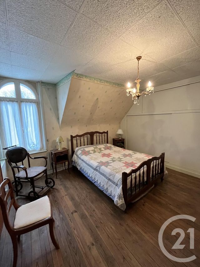 Maison à vendre - 7 pièces - 180 m2 - St Quentin - 02 - PICARDIE