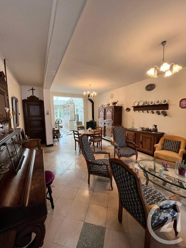 Maison à vendre - 7 pièces - 180 m2 - St Quentin - 02 - PICARDIE