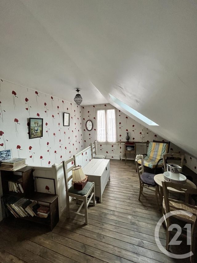 Maison à vendre - 7 pièces - 180 m2 - St Quentin - 02 - PICARDIE