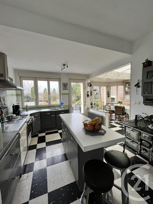 Maison à vendre - 7 pièces - 180 m2 - St Quentin - 02 - PICARDIE