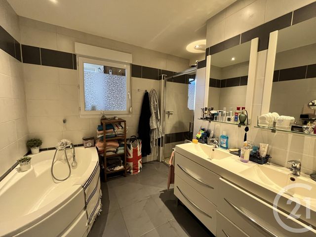 Afficher la photo en grand Maison à vendre - 6 pièces - 177 m2 - St Quentin - 02 - PICARDIE