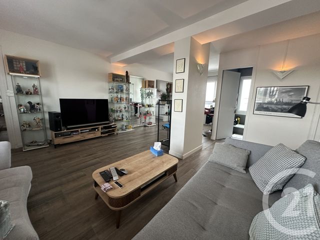 Appartement F3 à vendre - 4 pièces - 75 m2 - St Quentin - 02 - PICARDIE