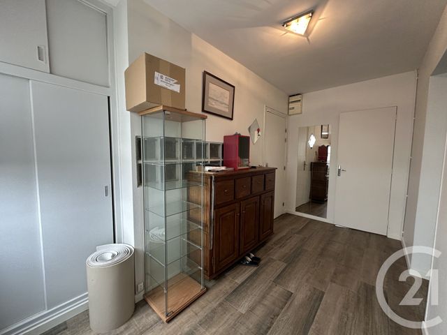 Appartement F3 à vendre - 4 pièces - 75 m2 - St Quentin - 02 - PICARDIE