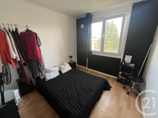 Afficher la photo en grand Appartement à vendre - 3 pièces - 55 m2 - St Quentin - 02 - PICARDIE