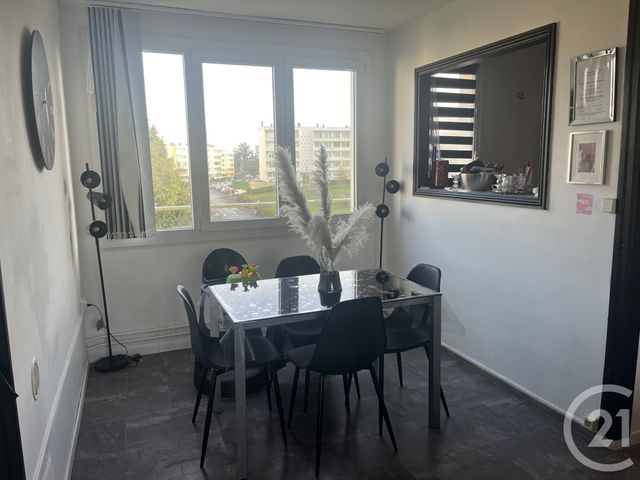 Afficher la photo en grand Appartement à vendre - 3 pièces - 55 m2 - St Quentin - 02 - PICARDIE