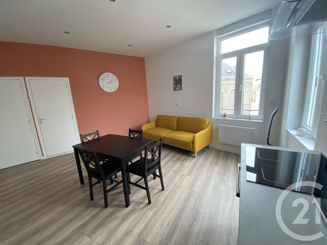 Appartement F2 &agrave; louer - 2 pi&egrave;ces - 55,57 m2 - St Quentin - 02 - PICARDIE
