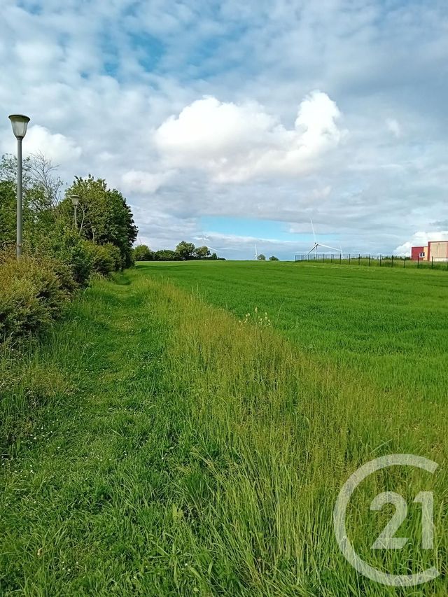 Terrain à vendre - 3500 m2 - St Quentin - 02 - PICARDIE