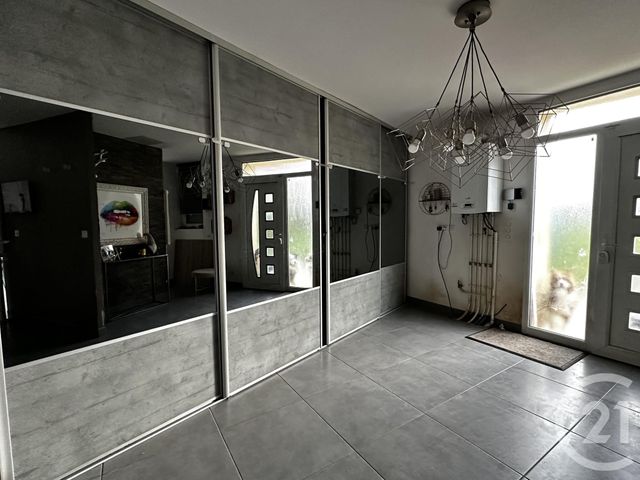 Afficher la photo en grand Maison à vendre - 7 pièces - 220 m2 - St Quentin - 02 - PICARDIE