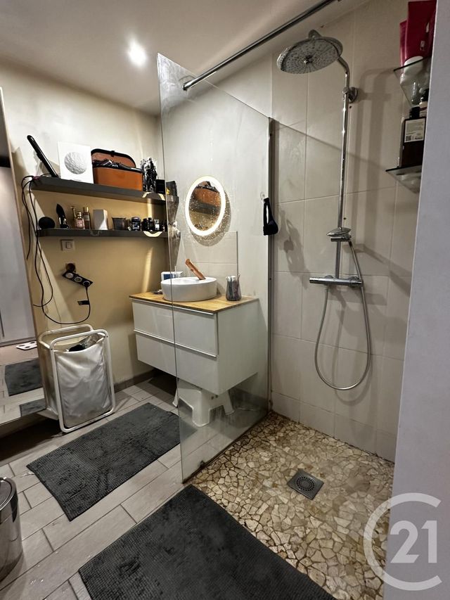 Afficher la photo en grand Maison à vendre - 7 pièces - 220 m2 - St Quentin - 02 - PICARDIE