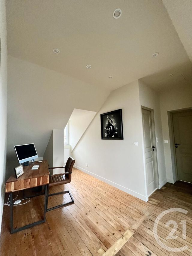 Maison à vendre - 7 pièces - 210 m2 - St Quentin - 02 - PICARDIE