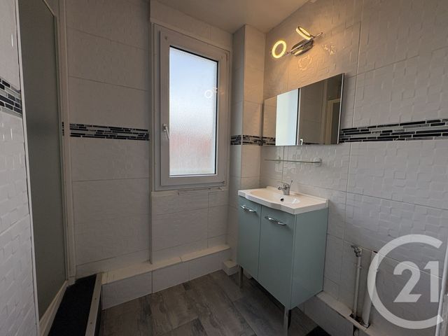 Appartement &agrave; vendre - 4 pi&egrave;ces - 93,50 m2 - St Quentin - 02 - PICARDIE