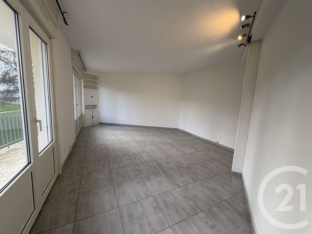 Appartement &agrave; vendre - 4 pi&egrave;ces - 93,50 m2 - St Quentin - 02 - PICARDIE