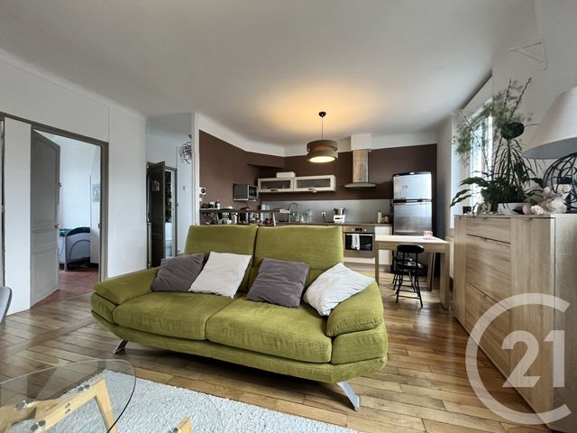 Appartement F3 à vendre - 3 pièces - 60 m2 - St Quentin - 02 - PICARDIE
