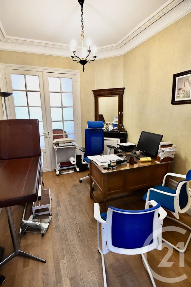 Maison à vendre - 7 pièces - 150 m2 - St Quentin - 02 - PICARDIE