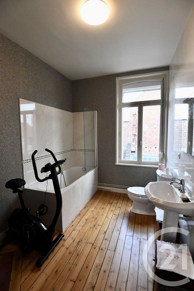 Maison à vendre - 7 pièces - 150 m2 - St Quentin - 02 - PICARDIE