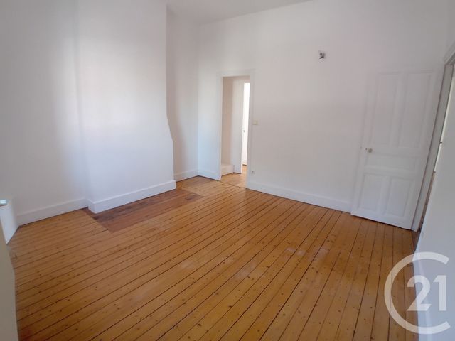 Maison à vendre - 8 pièces - 180 m2 - St Quentin - 02 - PICARDIE