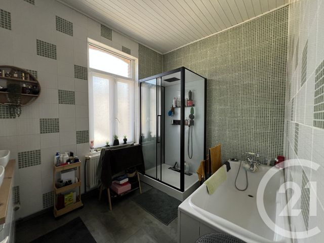 Maison à vendre - 4 pièces - 122 m2 - St Quentin - 02 - PICARDIE