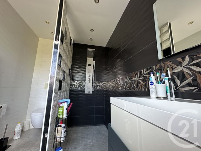 Maison &agrave; vendre - 5 pi&egrave;ces - 115 m2 - St Quentin - 02 - PICARDIE