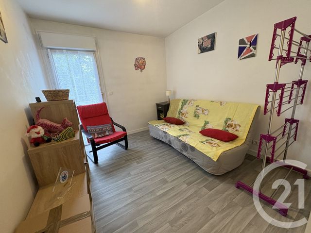 Appartement T3 &agrave; louer - 3 pi&egrave;ces - 81 m2 - St Quentin - 02 - PICARDIE