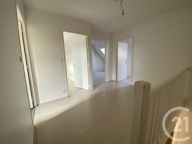 Appartement Duplex &agrave; louer - 4 pi&egrave;ces - 99,24 m2 - St Quentin - 02 - PICARDIE