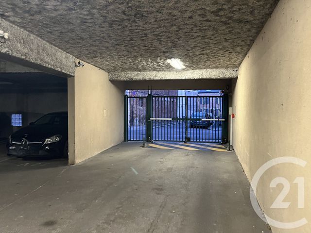 Afficher la photo en grand Appartement T2 à louer - 2 pièces - 50,50 m2 - St Quentin - 02 - PICARDIE