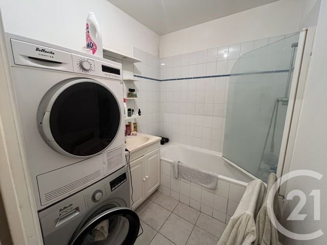 Afficher la photo en grand Appartement T2 à louer - 2 pièces - 50,50 m2 - St Quentin - 02 - PICARDIE