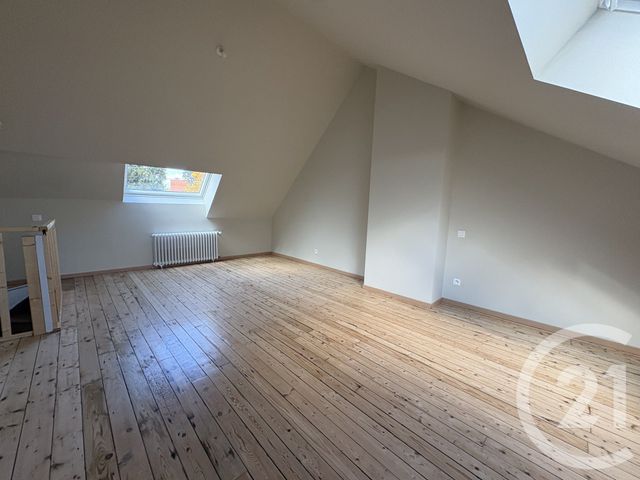 Afficher la photo en grand Maison à louer - 4 pièces - 80,10 m2 - St Quentin - 02 - PICARDIE