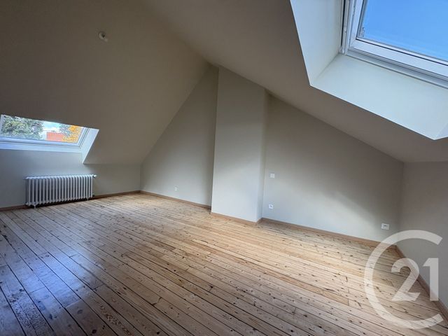 Afficher la photo en grand Maison à louer - 4 pièces - 80,10 m2 - St Quentin - 02 - PICARDIE