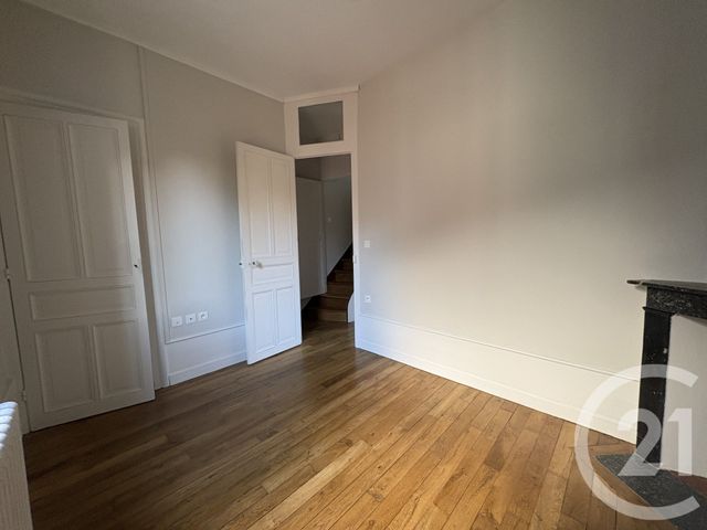 Afficher la photo en grand Maison à louer - 4 pièces - 80,10 m2 - St Quentin - 02 - PICARDIE