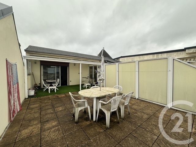 Appartement à vendre - 5 pièces - 120 m2 - St Quentin - 02 - PICARDIE