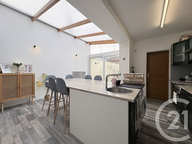 Afficher la photo en grand Maison à vendre - 5 pièces - 120 m2 - St Quentin - 02 - PICARDIE