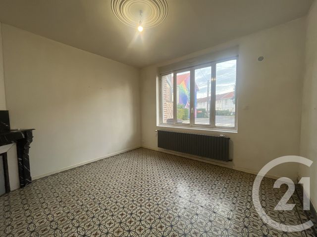 Maison à vendre - 6 pièces - 123,23 m2 - St Quentin - 02 - PICARDIE