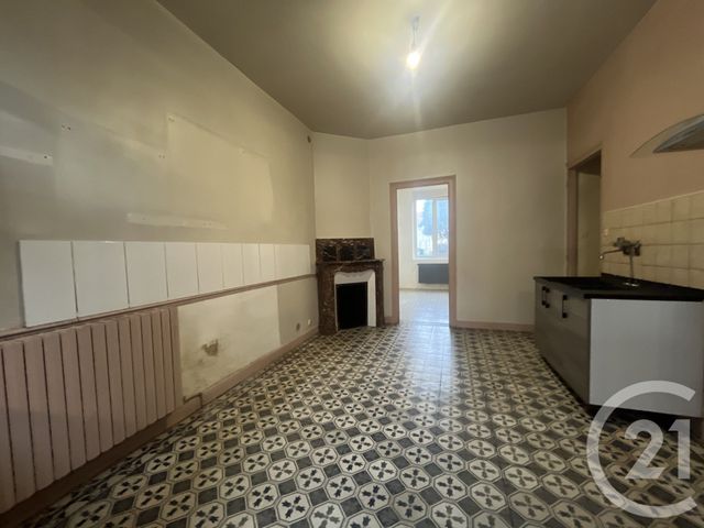 Maison à vendre - 6 pièces - 123,23 m2 - St Quentin - 02 - PICARDIE