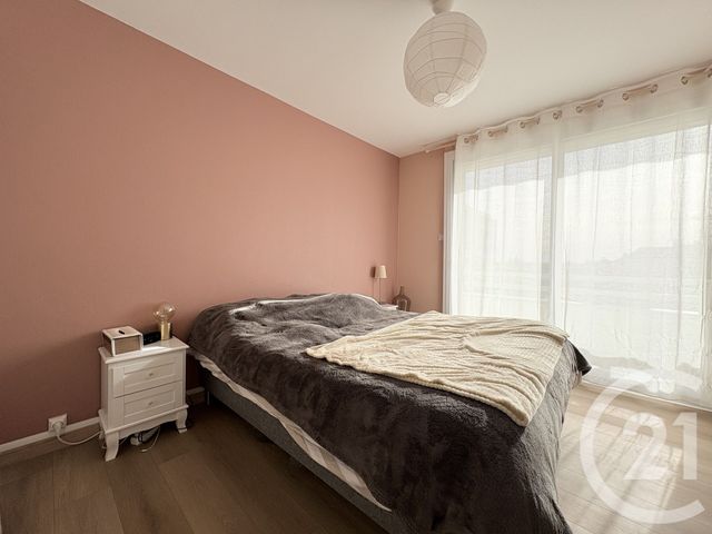 Appartement F3 à louer - 3 pièces - 62 m2 - St Quentin - 02 - PICARDIE