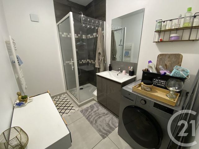 Maison à louer - 4 pièces - 81,95 m2 - Neuville St Amand - 02 - PICARDIE