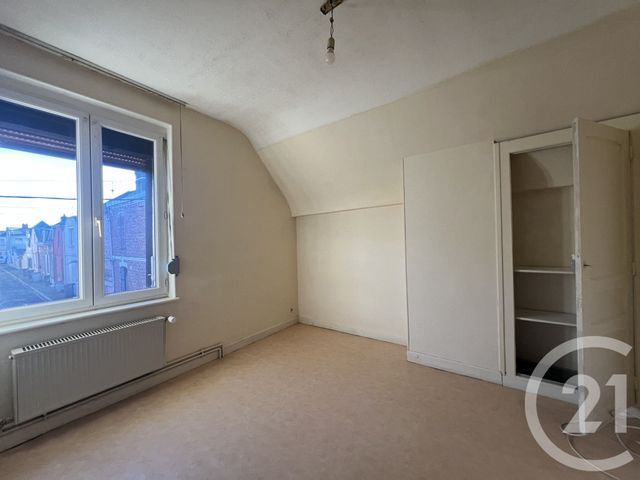 Maison &agrave; vendre - 3 pi&egrave;ces - 76,27 m2 - St Quentin - 02 - PICARDIE