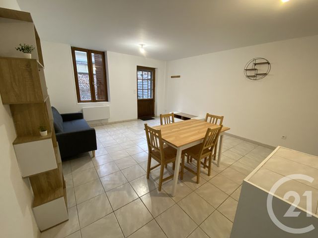 Maison à louer - 4 pièces - 55,20 m2 - St Quentin - 02 - PICARDIE