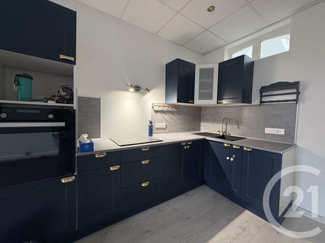 Maison &agrave; louer - 3 pi&egrave;ces - 54 m2 - St Quentin - 02 - PICARDIE