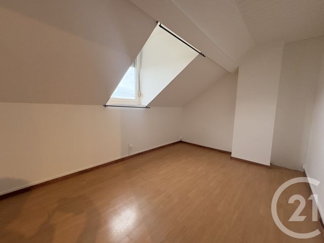 Maison &agrave; louer - 3 pi&egrave;ces - 54 m2 - St Quentin - 02 - PICARDIE