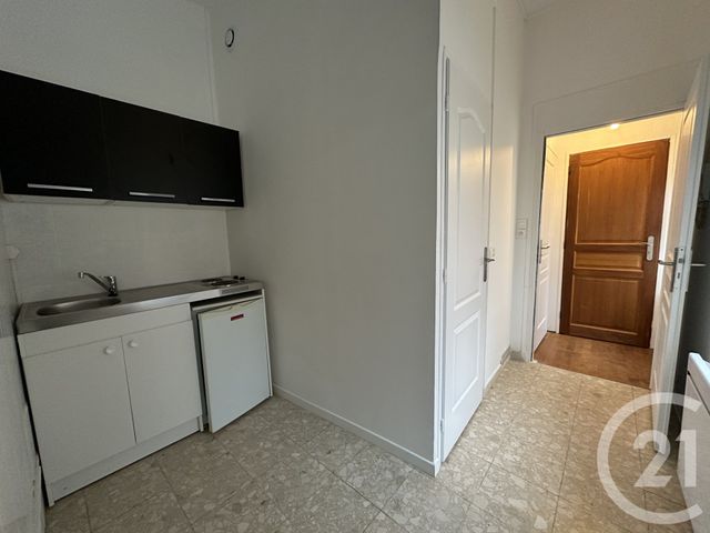Appartement F1 à louer ST QUENTIN