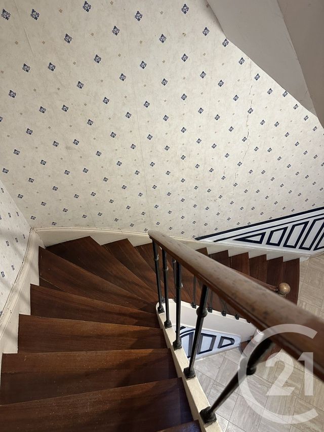 Appartement F1 &agrave; louer - 1 pi&egrave;ce - 19 m2 - St Quentin - 02 - PICARDIE