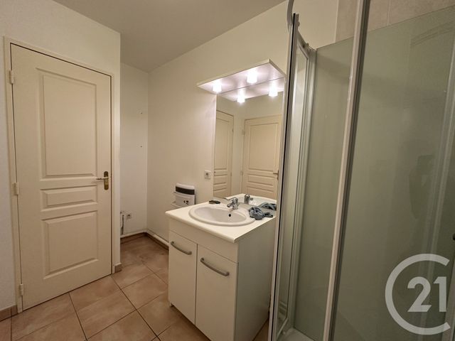 Appartement F3 &agrave; vendre - 3 pi&egrave;ces - 64 m2 - St Quentin - 02 - PICARDIE