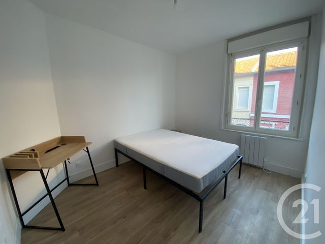 Maison &agrave; louer - 5 pi&egrave;ces - 89 m2 - St Quentin - 02 - PICARDIE